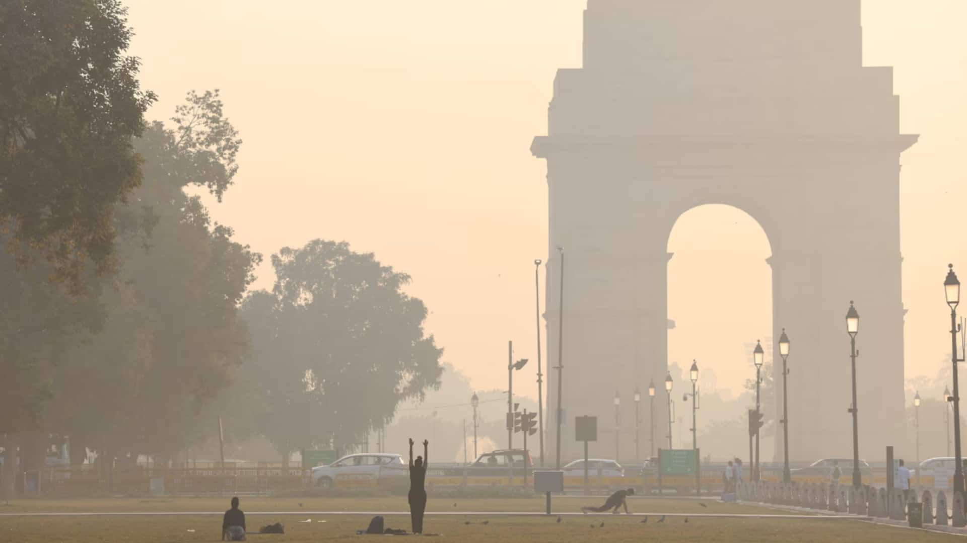 டெல்லி காற்று மாசுபாடு: இன்று முதல் அமலுக்கு வந்த புதிய கட்டுப்பாடுகள்