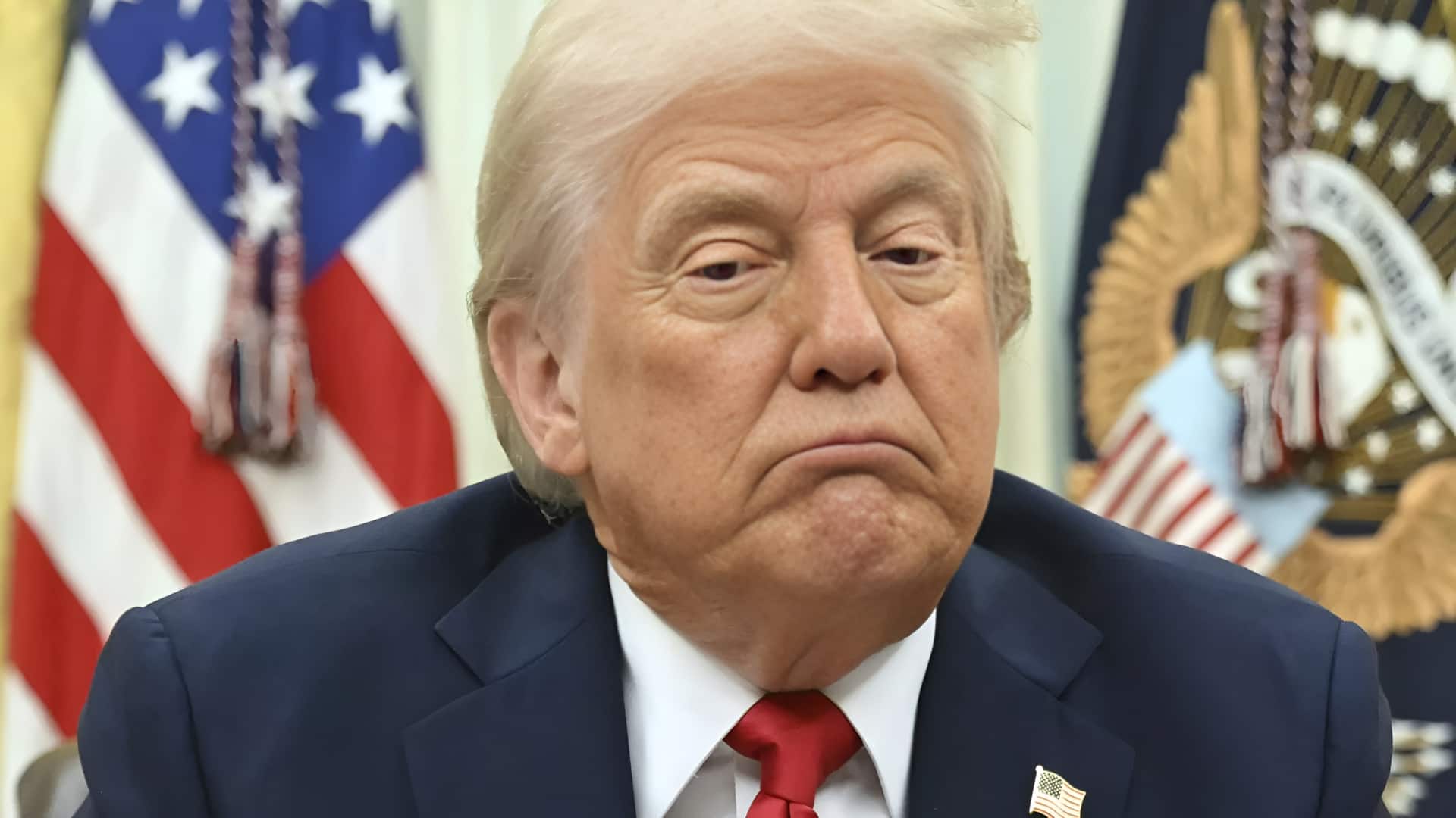 ஈரானின் கச்சா எண்ணெய் மையத்தை கைப்பற்றுகிறதா அமெரிக்கா? அதிபர் டிரம்ப்பின் 'கார்க் தீவு' திட்டம்