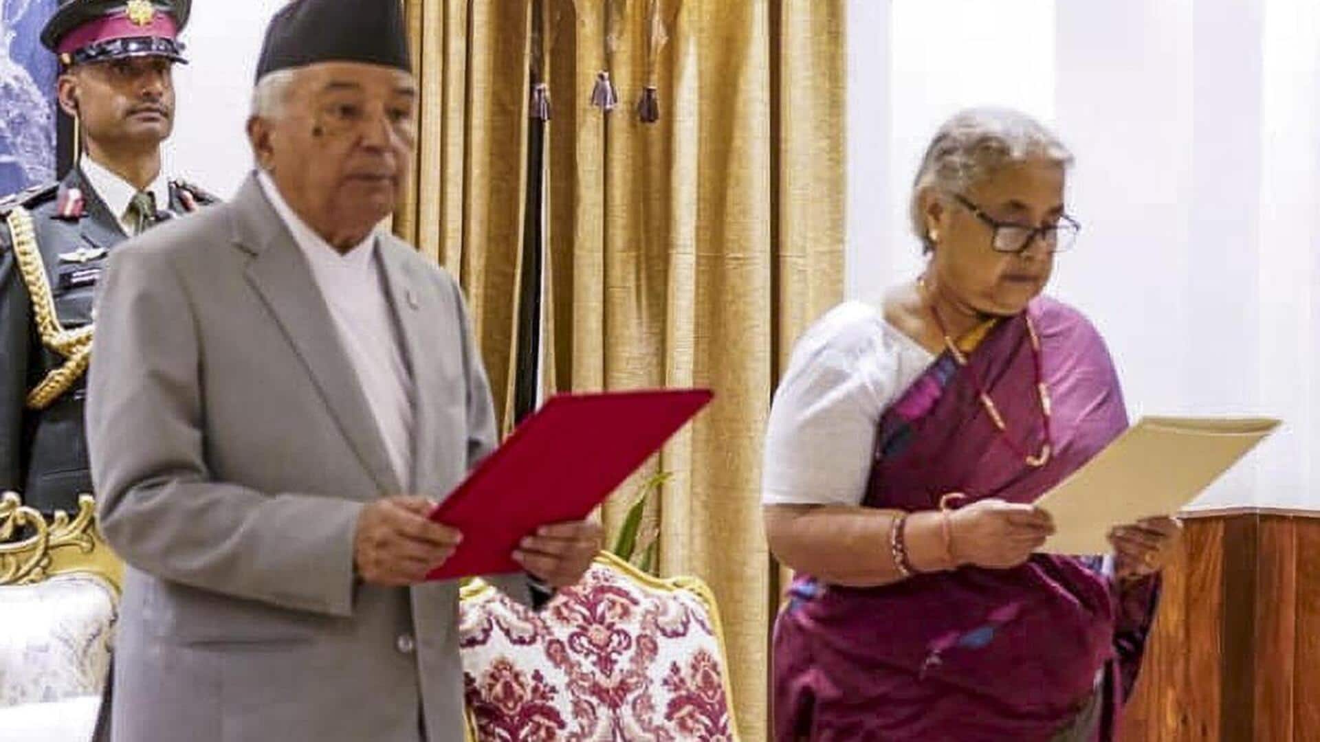 நேபாளத்தின் இடைக்காலப் பிரதமராக சுசீலா கார்க்கி பதவியேற்றார்; முதல் பெண் பிரதமராக சாதனை நேபாளத்தின் இடைக்காலப் பிரதமராக சுசீலா கார்க்கி பதவியேற்றார்; முதல் பெண் பிரதமராக சாதனை