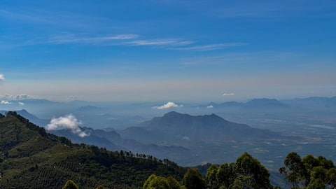 கொடைக்கானல் செல்லும் சுற்றுலா பயணிகளுக்கு அதிர்ச்சி; சுங்கக் கட்டணம் உயர்வு