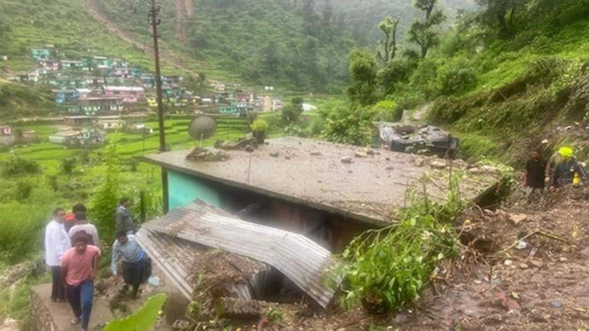 உத்தரகாண்டில் நிலச்சரிவு காரணமாக சுவர் இடிந்து விழுந்ததில் தாய், மகள் பலி 