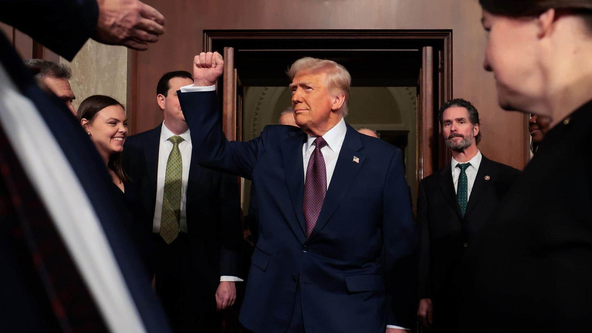 ஈரான் பேச்சுவார்த்தைகளில் டிரம்ப் 'நேரடியாகவோ அல்லது காணொளி வாயிலாகவோ' கலந்துகொள்ளலாம்: அறிக்கை