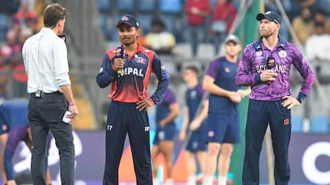 டி20 உலகக் கோப்பை: ஸ்காட்லாந்தை வீழ்த்தி வரலாற்று வெற்றியை பதிவு செய்தது நேபாளம்