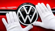 Volkswagen: వోక్స్‌వ్యాగన్‌ సీఈవోకు షాక్‌.. 50 వేల ఉద్యోగాల కోతపై కార్మికుల తిరుగుబాటు