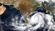 Andhra Pradesh: బంగాళాఖాతంలో కొనసాగుతున్న వాయుగుండం.. గంటకు 17 కి.మీ వేగంతో పయనం
