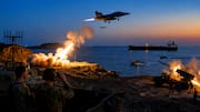 US-Iran War: లారక్ ద్వీపంపై అమెరికా డ్రోన్ దాడులు.. ప్రతీకారం తప్పదన్న ఇరాన్
