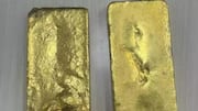 Gold: మలద్వారంలో బంగారం ముద్ద.. రూ.65.69 లక్షల విలువైన గోల్డ్‌ స్వాధీనం