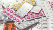 US Pharma Tariff: భారతీయ ఔషధాలకు అమెరికా సడలింపు.. 100% సుంకం నుంచి ఏ మందులకు మినహాయింపు ఉందంటే?