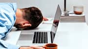 Layoffs : టవల్ వాడినందుకు ఉద్యోగం నుంచి పీకేసారు.. స్విట్జర్లాండ్‌లో షాకింగ్ ఘటన