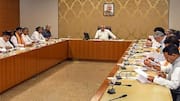 Gujarat ministers: గుజరాత్‌ రాజకీయాలలో సంచలనం.. సీఎం తప్ప మంత్రులందరు రాజీనామా 
