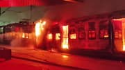 Saharsa Passenger Train Fire: ప్యాసింజర్ రైలులో భారీ అగ్నిప్రమాదం.. క్షణాల్లో బూడిదైన బోగీ!