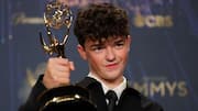 Emmy Awards 2025: ఘనంగా లాస్ ఏంజెలెస్‌లో 77వ ఎమ్మీ అవార్డులు.. ఐదు అవార్డులతో మెరిసిన 'అడాల్‌సెన్స్‌'