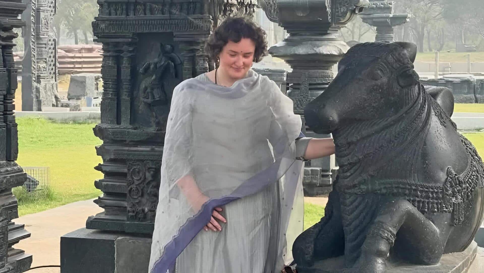 Anna Lezhneva: చారిత్రాత్మక వెయ్యి స్తంభాల గుడిలో అన్నా లెజినోవా సందడి.. ఫోటోలు వైరల్!