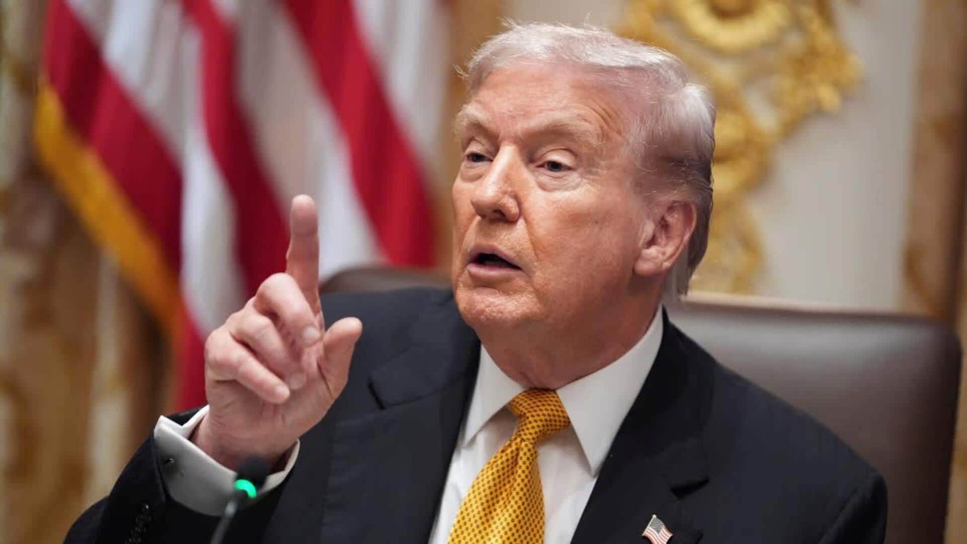 Donald Trump: ఒక్కో వ్యక్తికి 2వేల డాలర్లు ఇస్తాం: ట్రంప్‌ 