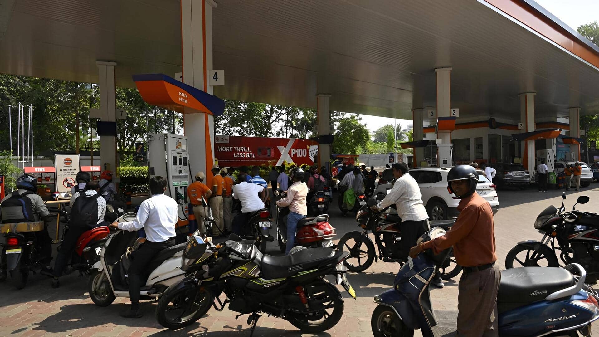 Petrol & Diesel :'పెట్రోల్, డీజిల్ లేదా LPG కొరత లేదు': ఇంధన ఆందోళనపై ఆయిల్ కంపెనీల క్లారిటీ 