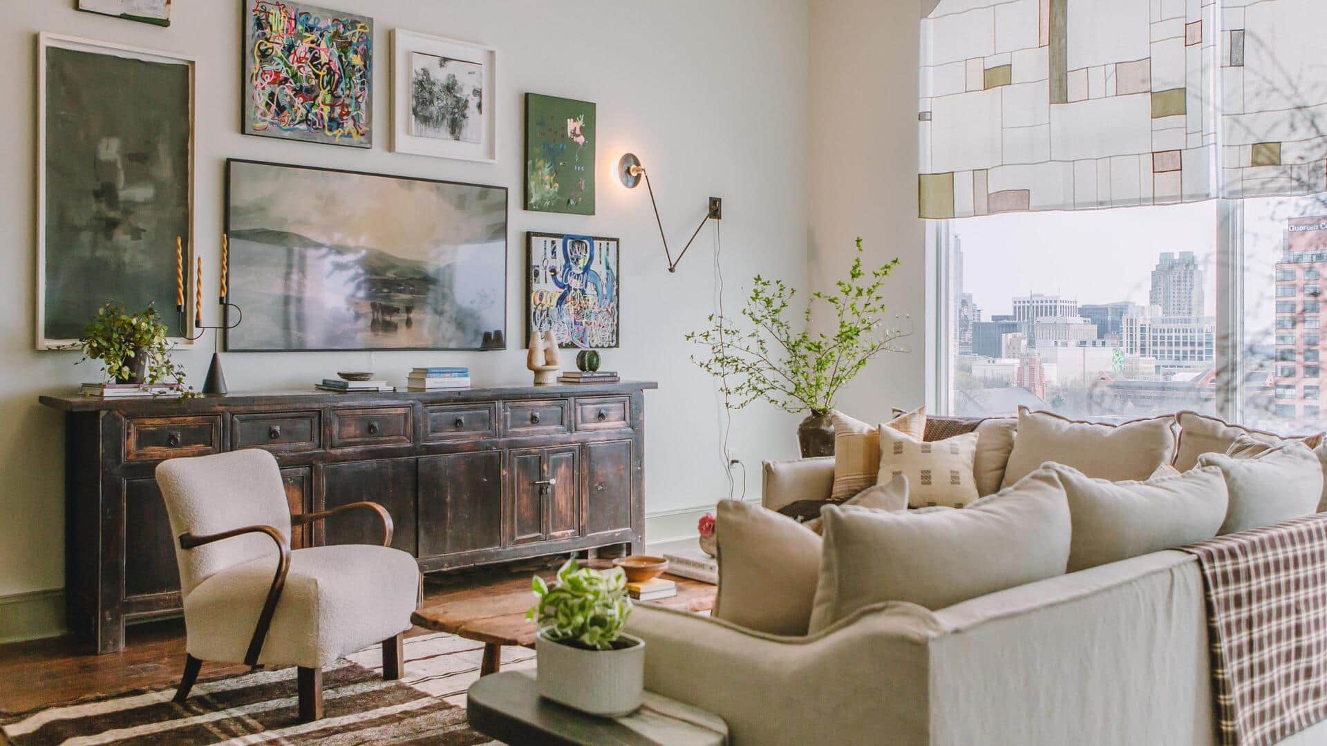 Tips: చిన్న లివింగ్ రూమా? ఈ ఫర్నిచర్ లేఅవుట్‌లు ట్రై చేయండి!