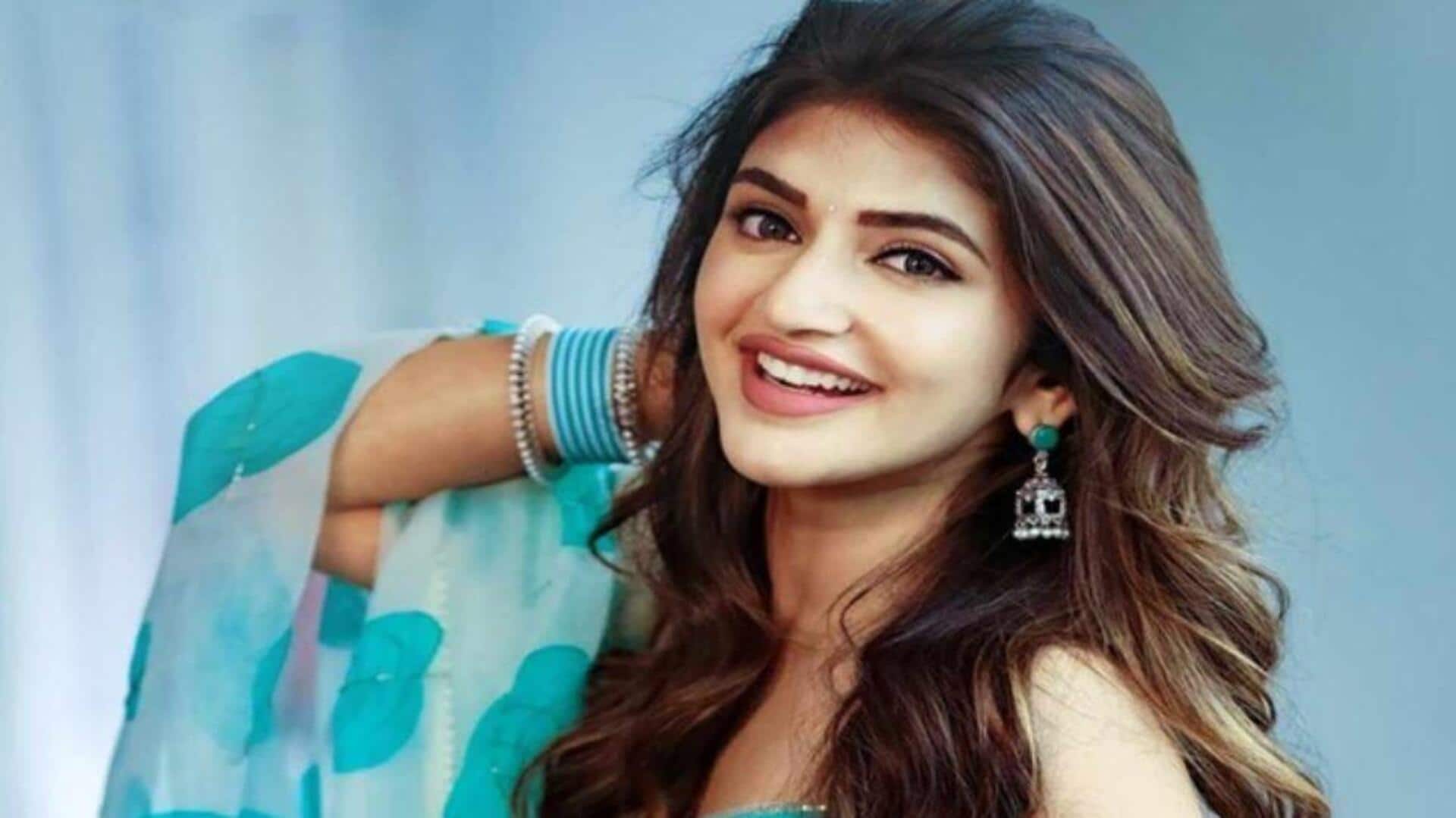 Sreeleela : ఇప్పట్లో పెళ్లి ఆలోచనే లేదు.. శ్రీలీల క్లారిటీ కామెంట్స్! Sreeleela : ఇప్పట్లో పెళ్లి ఆలోచనే లేదు.. శ్రీలీల క్లారిటీ కామెంట్స్!