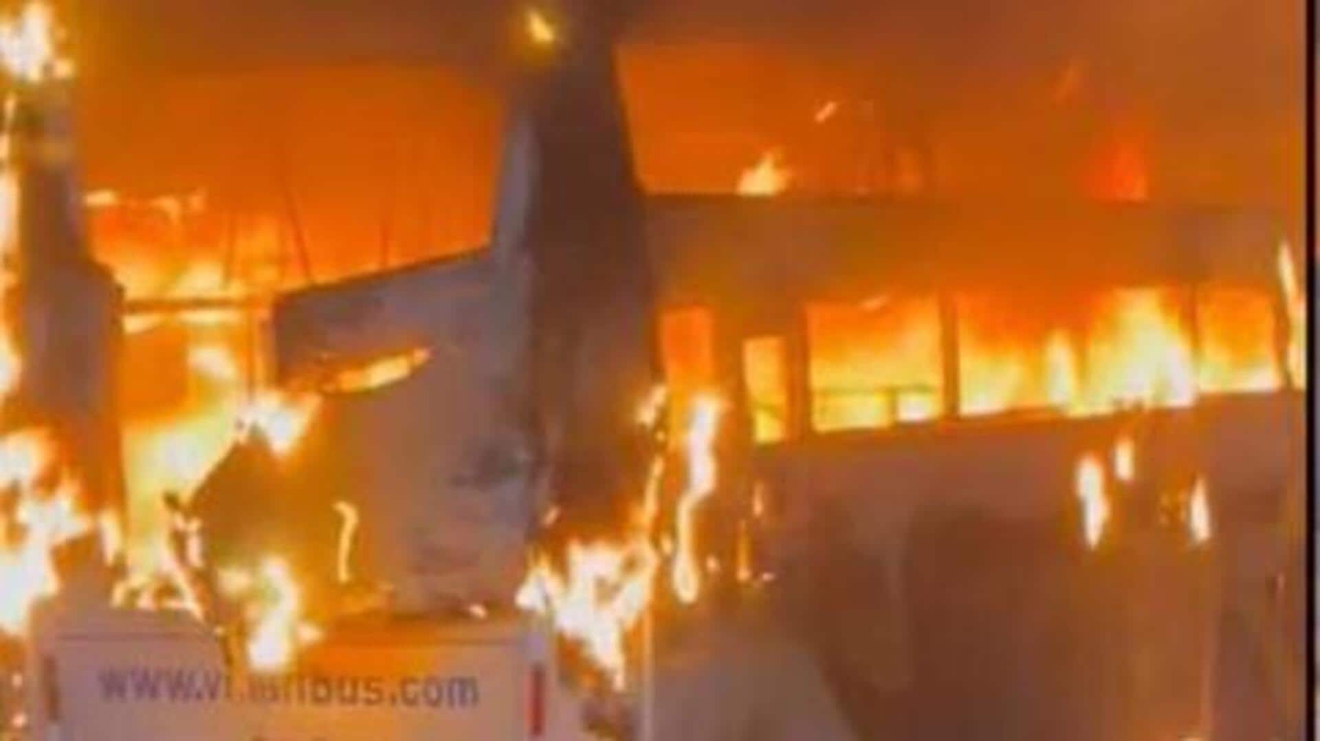 <span style="font-size: 26px;" data-mce-style="font-size: 26px;">Bus Fire: హైదరాబాద్-విజయవాడ హైవేపై బస్సు దగ్ధం.. ప్రాణాలతో బయటపడ్డ 29 మంది!</span>