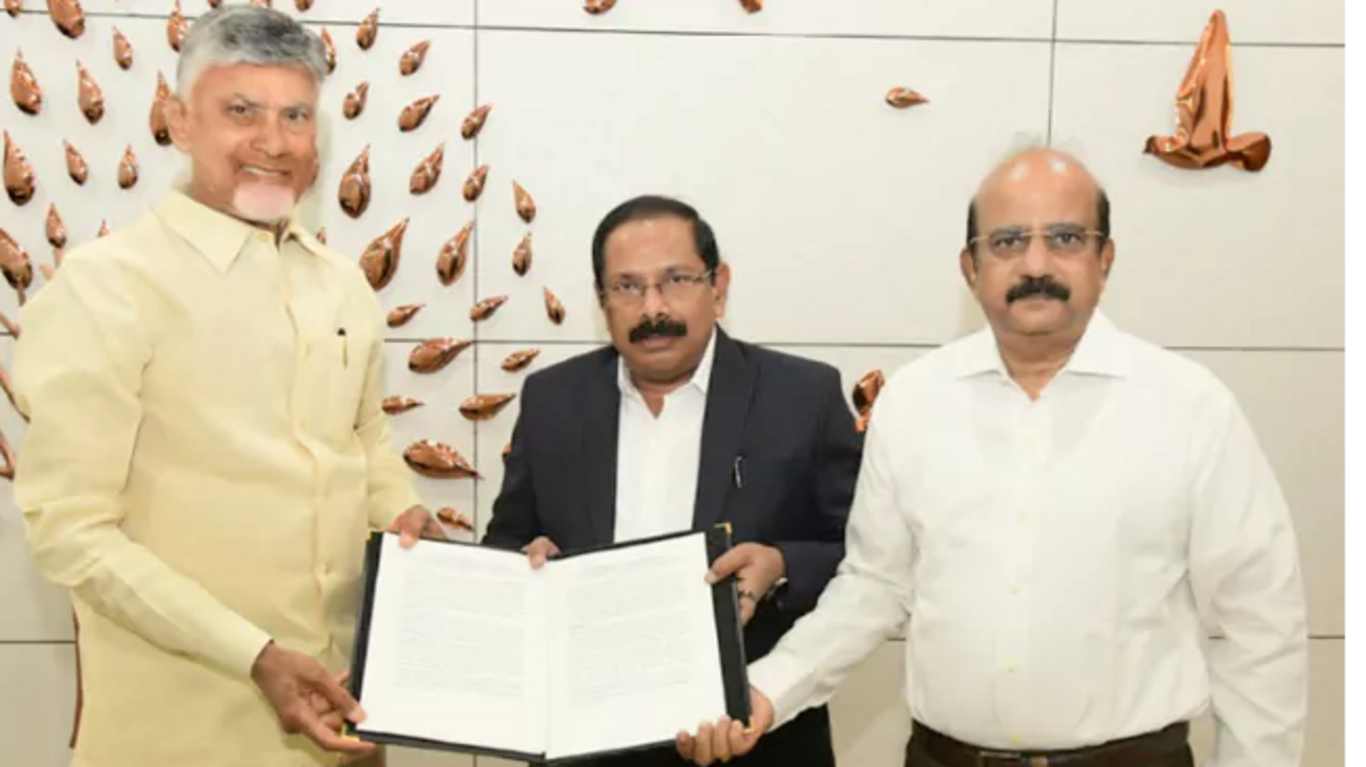 Chandrababu: గ్రీన్ హైడ్రోజన్ ఉత్పత్తికి దేశంలోనే అతిపెద్ద ఎకో సిస్టం ఏర్పాటే లక్ష్యం: సీఎం చంద్రబాబు