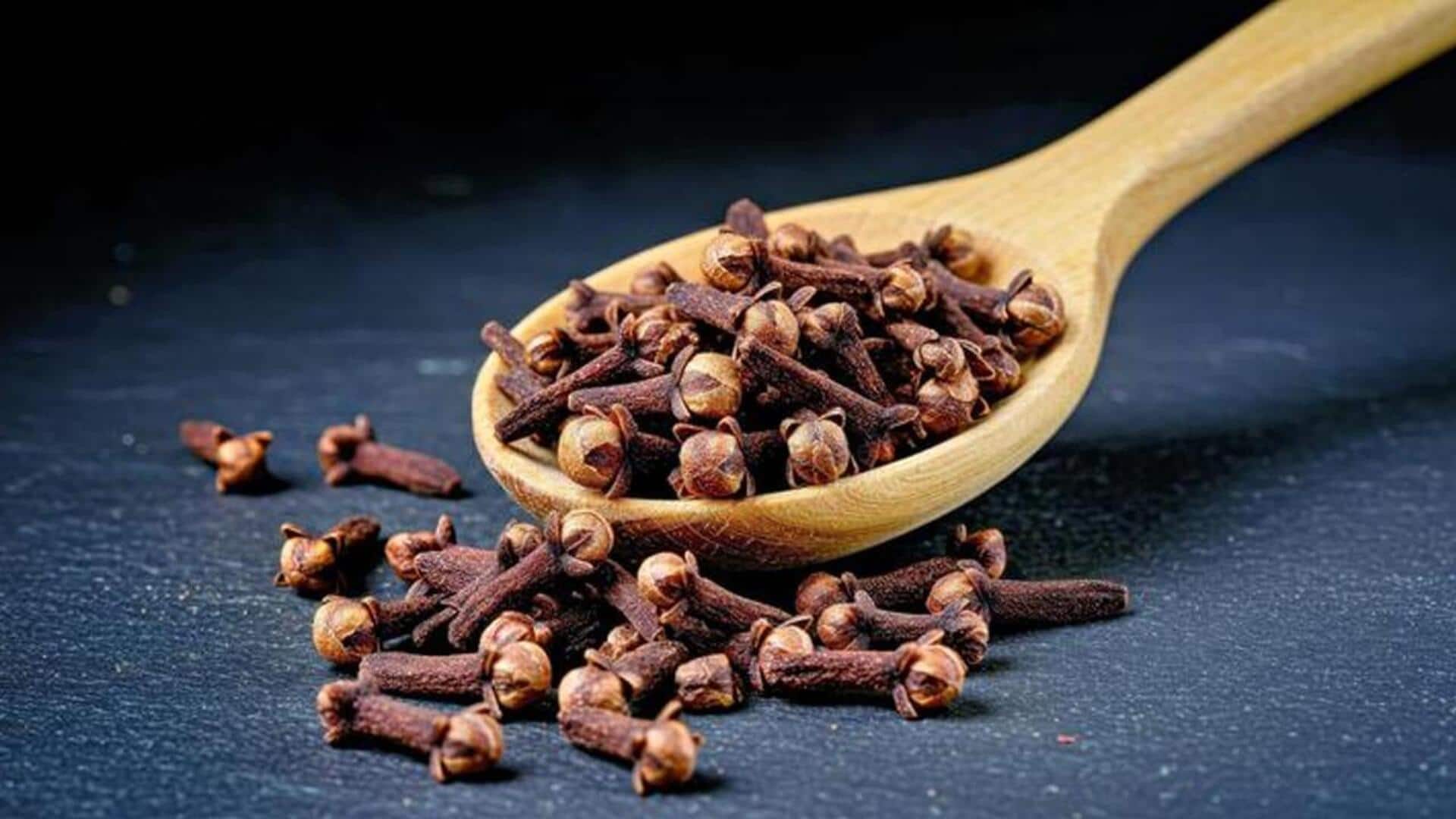 Tips: లవంగం నూనెతో అనేక లాభాలు.. నోటి సమస్యలకు చెక్