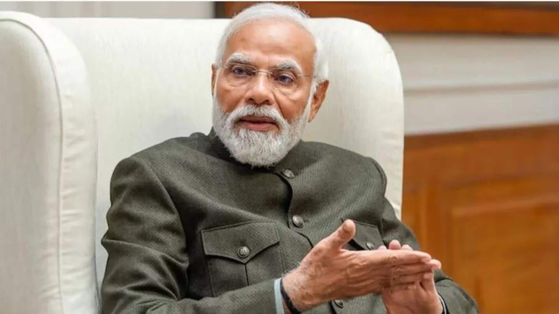 Narendra Modi: కచ్‌లో సైనికులతో మోదీ.. సరిహద్దుల్లో ప్రత్యేక దీపావళి వేడుకలు