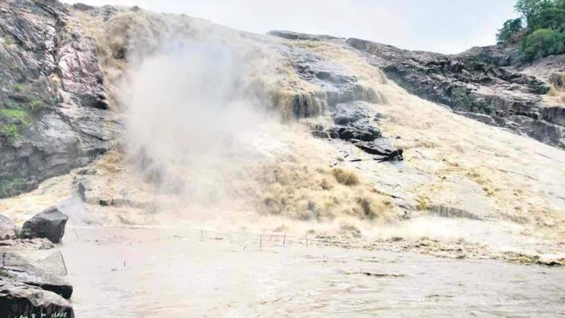 Adilabad: పర్యాటకులను మంత్రముగ్ధులను చేస్తున్న కుంటాల Adilabad: పర్యాటకులను మంత్రముగ్ధులను చేస్తున్న కుంటాల