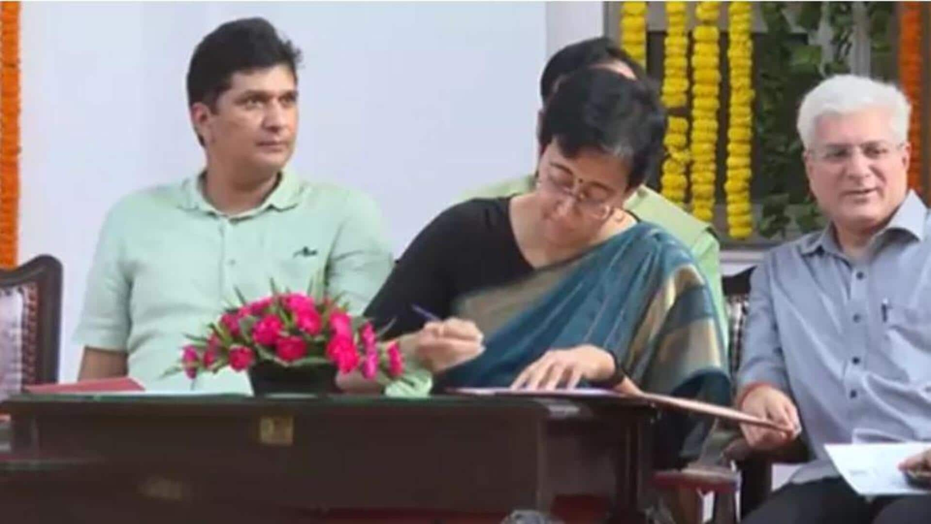 Atishi: దిల్లీ నూతన సీఎంగా ప్రమాణస్వీకారం చేసిన అతిషి