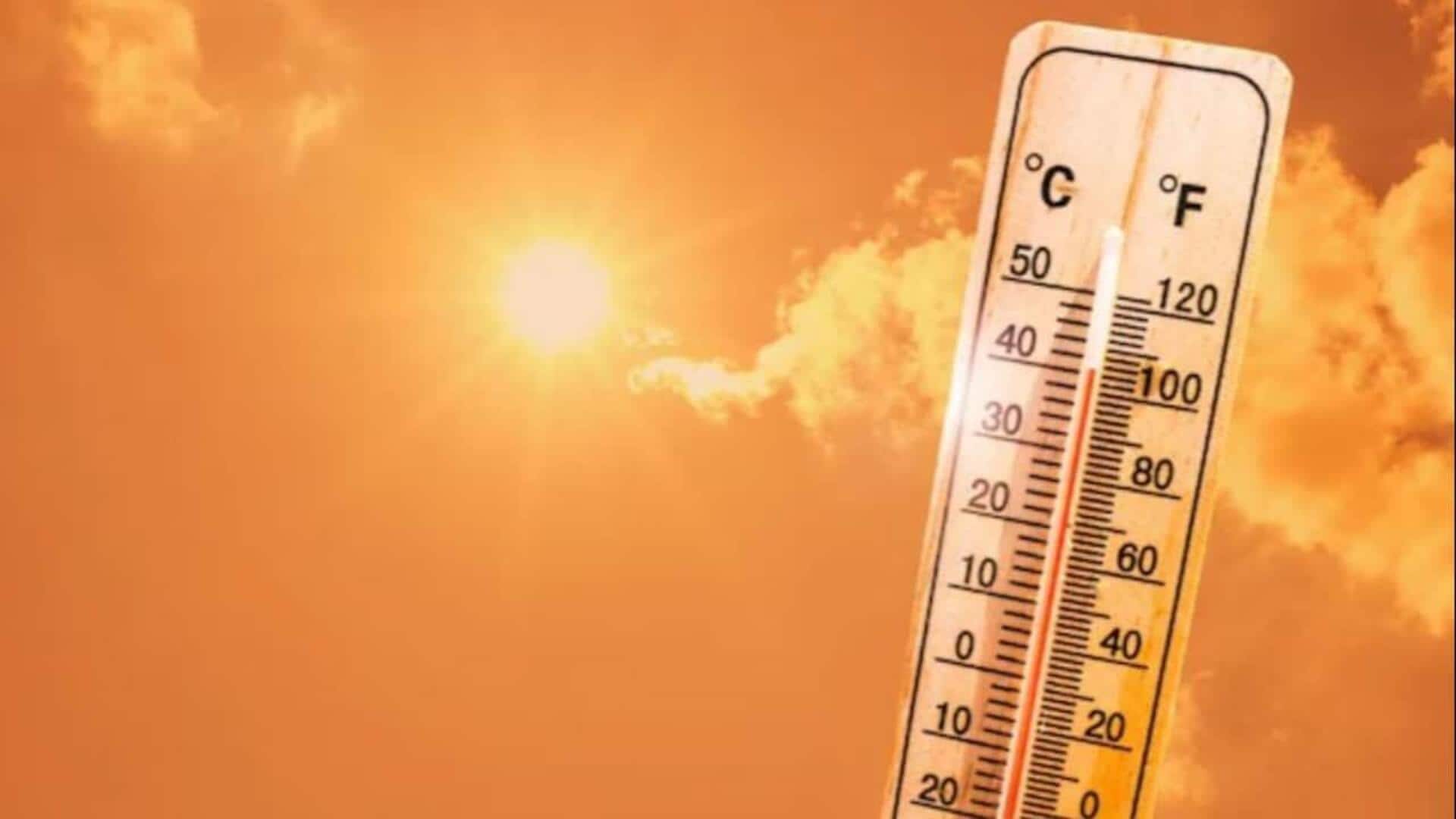 SUMMER HEATWAVES ACROSS AP: 84 మండలాల్లో తీవ్ర వడగాల్పులు.. విపత్తుల నిర్వహణ సంస్థ వెల్లడి SUMMER HEATWAVES ACROSS AP: 84 మండలాల్లో తీవ్ర వడగాల్పులు.. విపత్తుల నిర్వహణ సంస్థ వెల్లడి