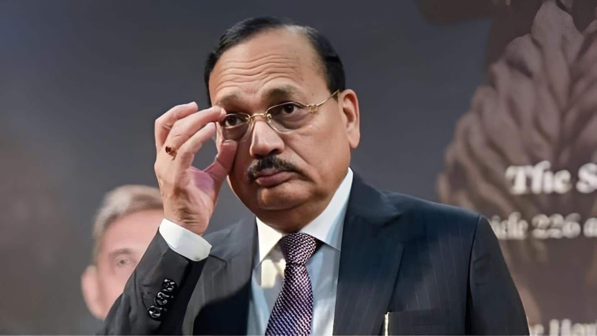 CJI Surya Kant: 'పోలీసుల చర్యలపై పిటిషన్ దాఖలే కాలేదు'.. తప్పుడు ప్రచారం చేశారంటూ మీడియాపై సీజేఐ ఆగ్రహం