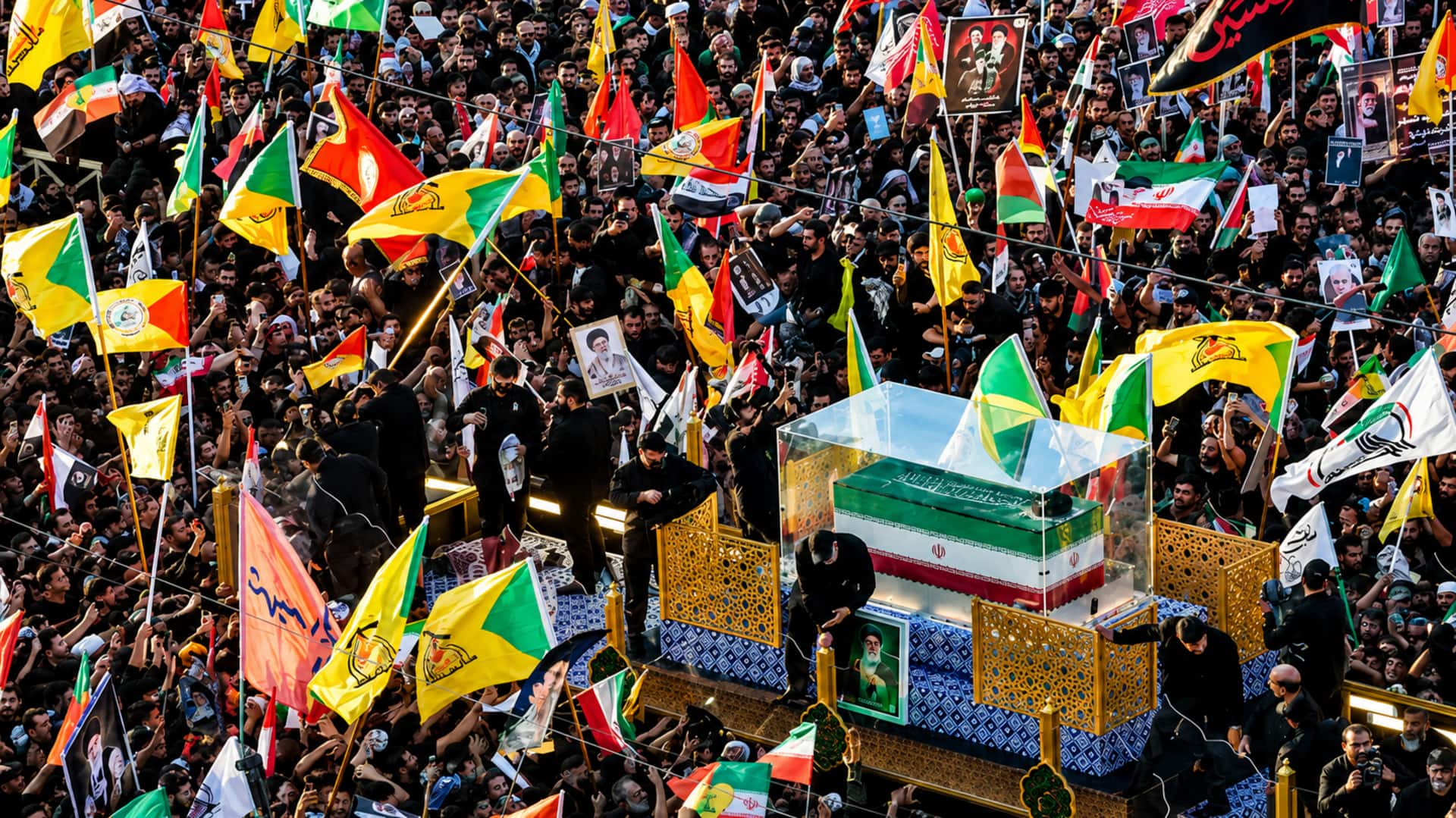 Khamenei Funeral: ఇరాక్‌లో ఖమేనీ అంతిమయాత్ర.. వేలాదిగా తరలివచ్చిన భక్తులు, అభిమానులు