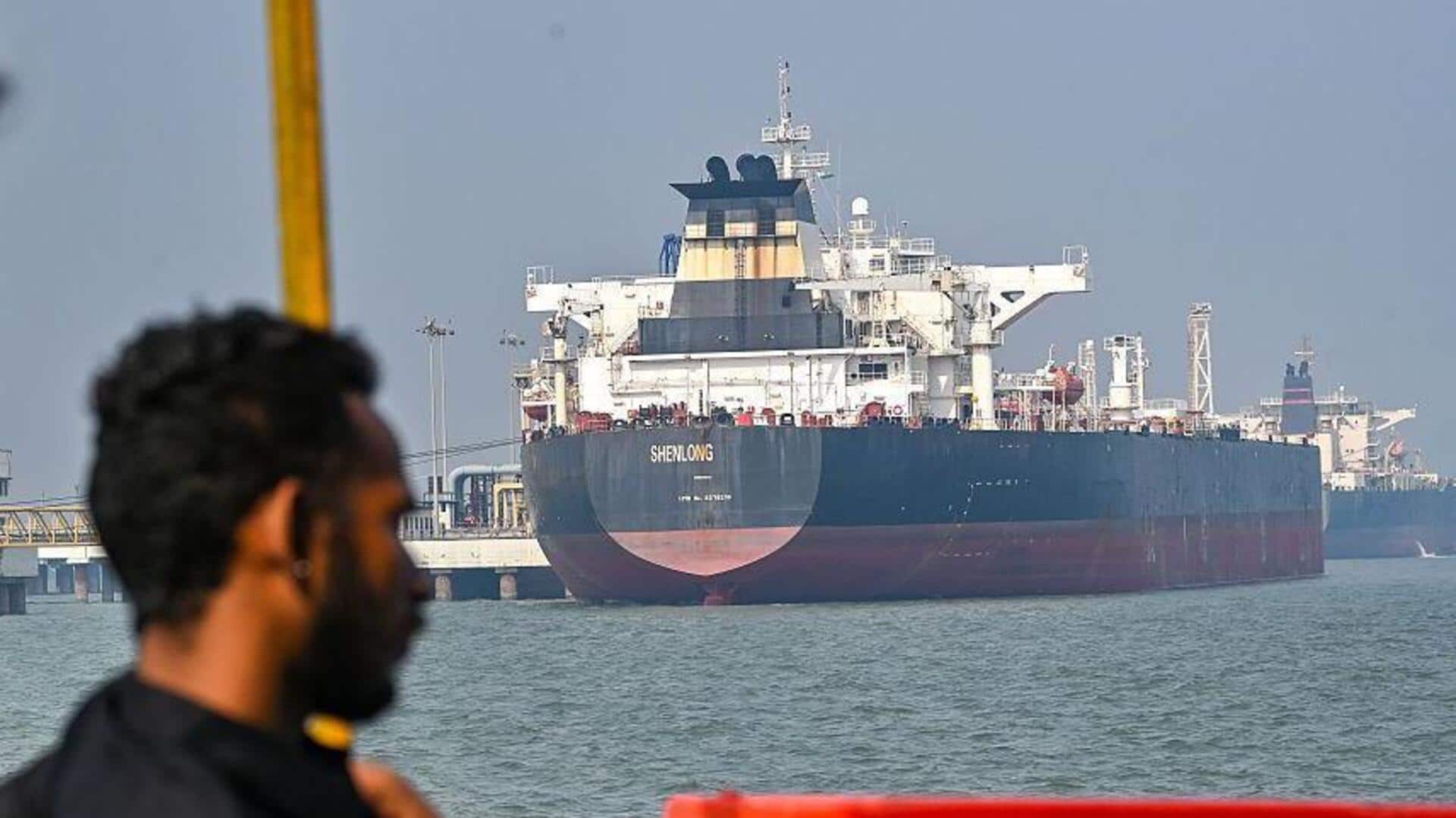 Hormuz: ఒమన్‌ కారిడార్‌పై ఇరాన్‌ అభ్యంతరం.. హర్మూజ్‌లో చిక్కుకున్న 9 భారత ట్యాంకర్లు
