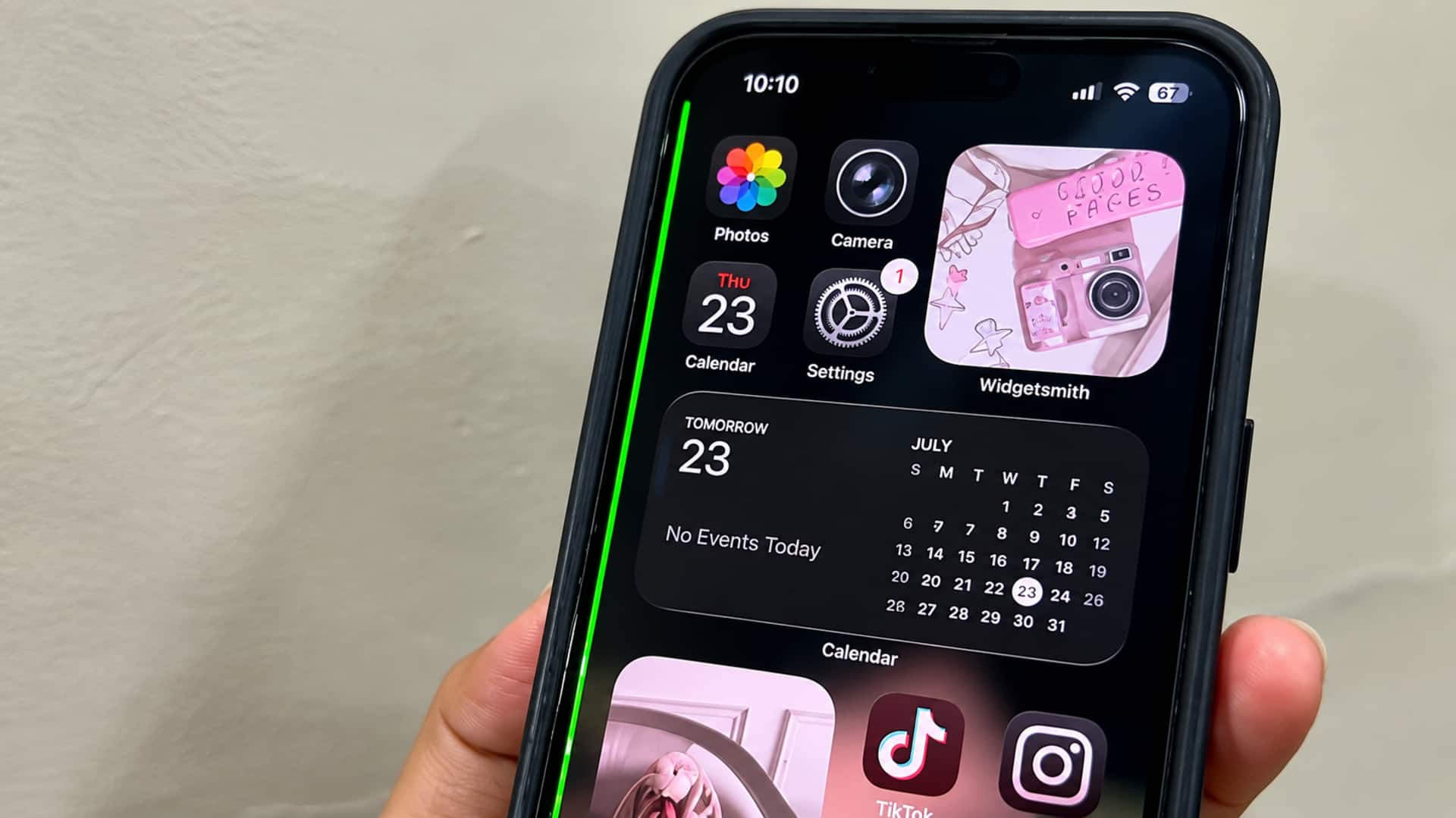 IPhone 18 Display: ఐఫోన్‌ 18 ప్రో డిస్‌ప్లేలో గ్రీన్‌ లైన్లు.. వైరల్‌గా ఫొటోలు, వీడియోలు
