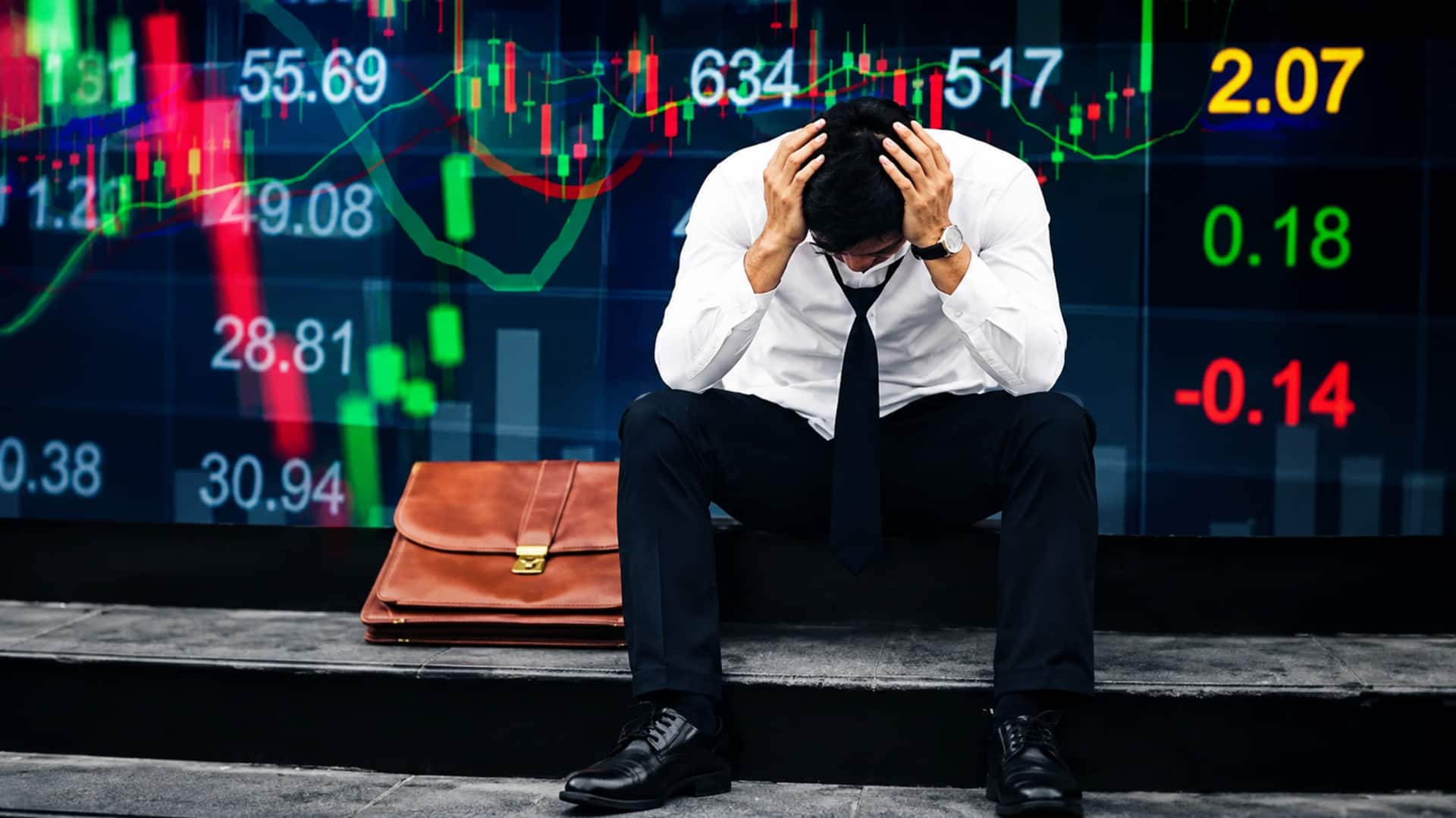 Stock Market: పశ్చిమాసియా ఉద్రిక్తతల ప్రభావం.. వరుసగా మూడోరోజూ నష్టాల్లో సూచీలు