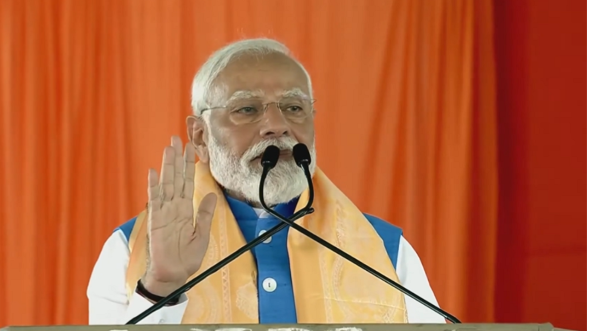 PM Modi: 'కాంగ్రెస్‌ పాలనలో హనుమాన్‌ చాలీసా వినడం కూడా నేరమే...' కాంగ్రెస్ పై విరుచుకుపడ్డ ప్రధాని 