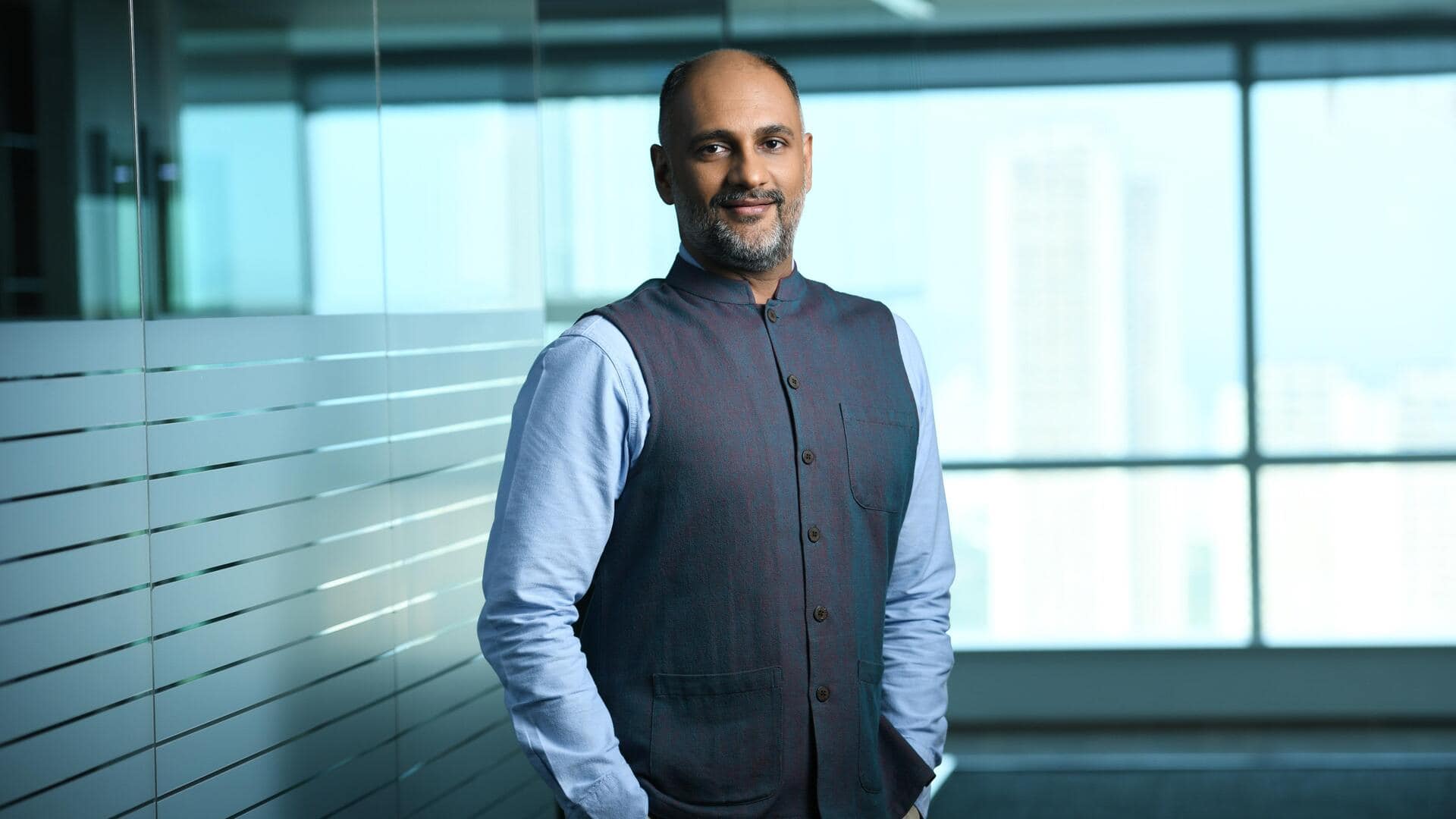 Sanjog Gupta: ఐసిసి సీఈఓగా బాధ్యతలు స్వీకరించిన జియోస్టార్ అధిపతి సంజోగ్ గుప్తా Sanjog Gupta: ఐసిసి సీఈఓగా బాధ్యతలు స్వీకరించిన జియోస్టార్ అధిపతి సంజోగ్ గుప్తా
