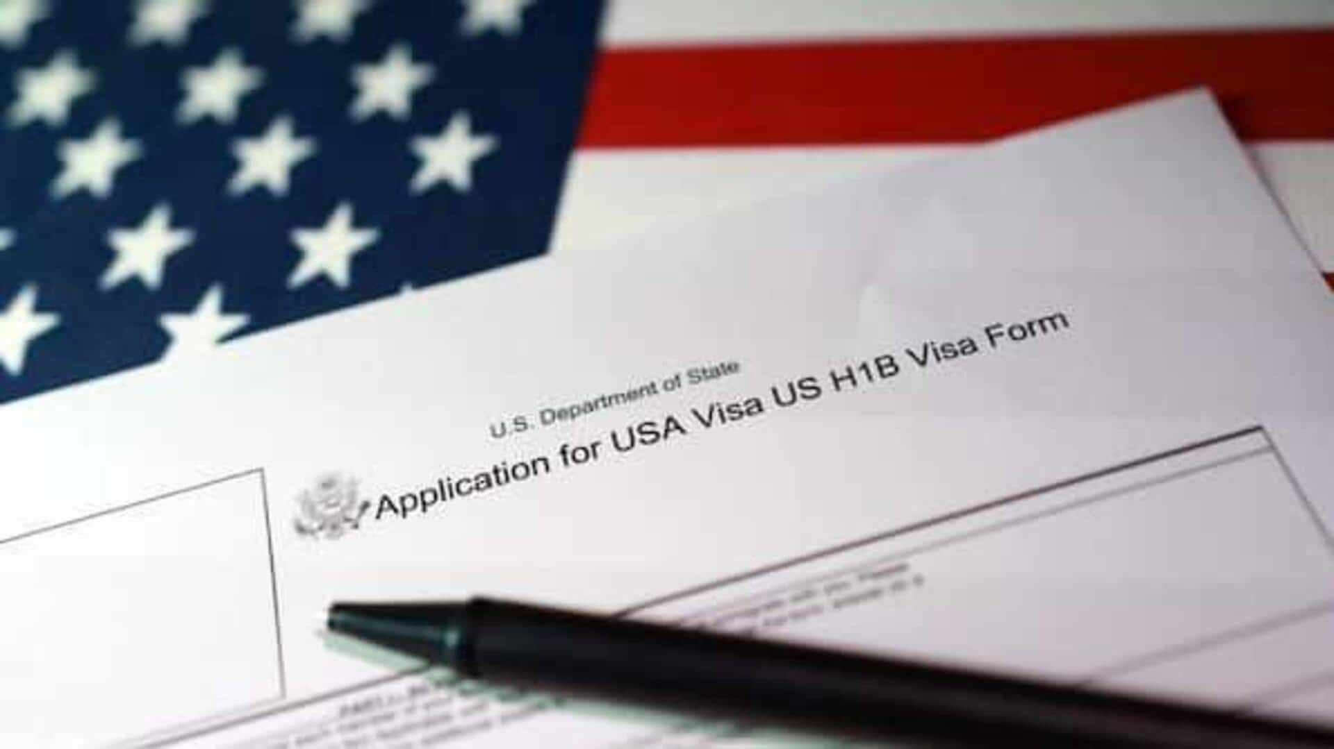 H-1B Visa:లక్ష డాలర్ల హెచ్-1బీ వీసా ఫీజుపై కోర్టులో దావా..ట్రంప్ ప్రభుత్వ నిర్ణయాన్ని సవాల్ చేసిన యూఎస్ ఛాంబర్ ఆఫ్ కామర్స్ H-1B Visa:లక్ష డాలర్ల హెచ్-1బీ వీసా ఫీజుపై కోర్టులో దావా..ట్రంప్ ప్రభుత్వ నిర్ణయాన్ని సవాల్ చేసిన యూఎస్ ఛాంబర్ ఆఫ్ కామర్స్