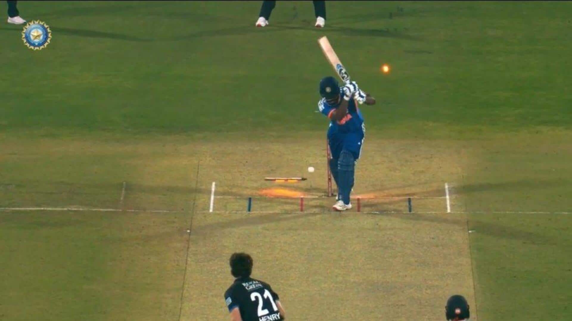 T20 World Cup 2026: వరుస వైఫల్యాలతో సంజు శాంసన్‌కు షాక్.. ఇషాన్ కిషన్‌కు ఓపెనర్‌గా ప్లేస్ ఫిక్స్!