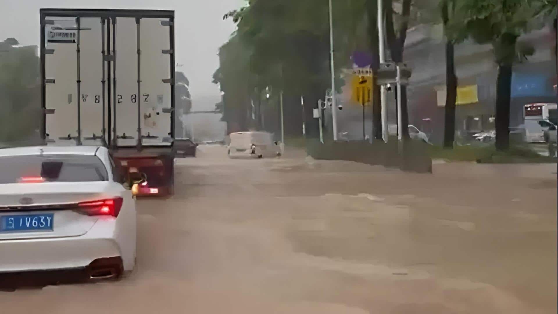 Heavy Rains China: చైనాలో భారీ వర్షాల బీభత్సం.. 37 వేల మందికి పైగా సురక్షిత ప్రాంతాలకు తరలింపు