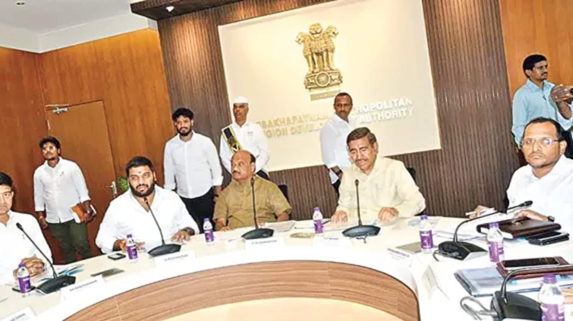 Vishaka Metro: అక్టోబర్లో విశాఖ మెట్రో పనుల ప్రారంభానికి సిద్ధం: మంత్రి నారాయణ Vishaka Metro: అక్టోబర్లో విశాఖ మెట్రో పనుల ప్రారంభానికి సిద్ధం: మంత్రి నారాయణ