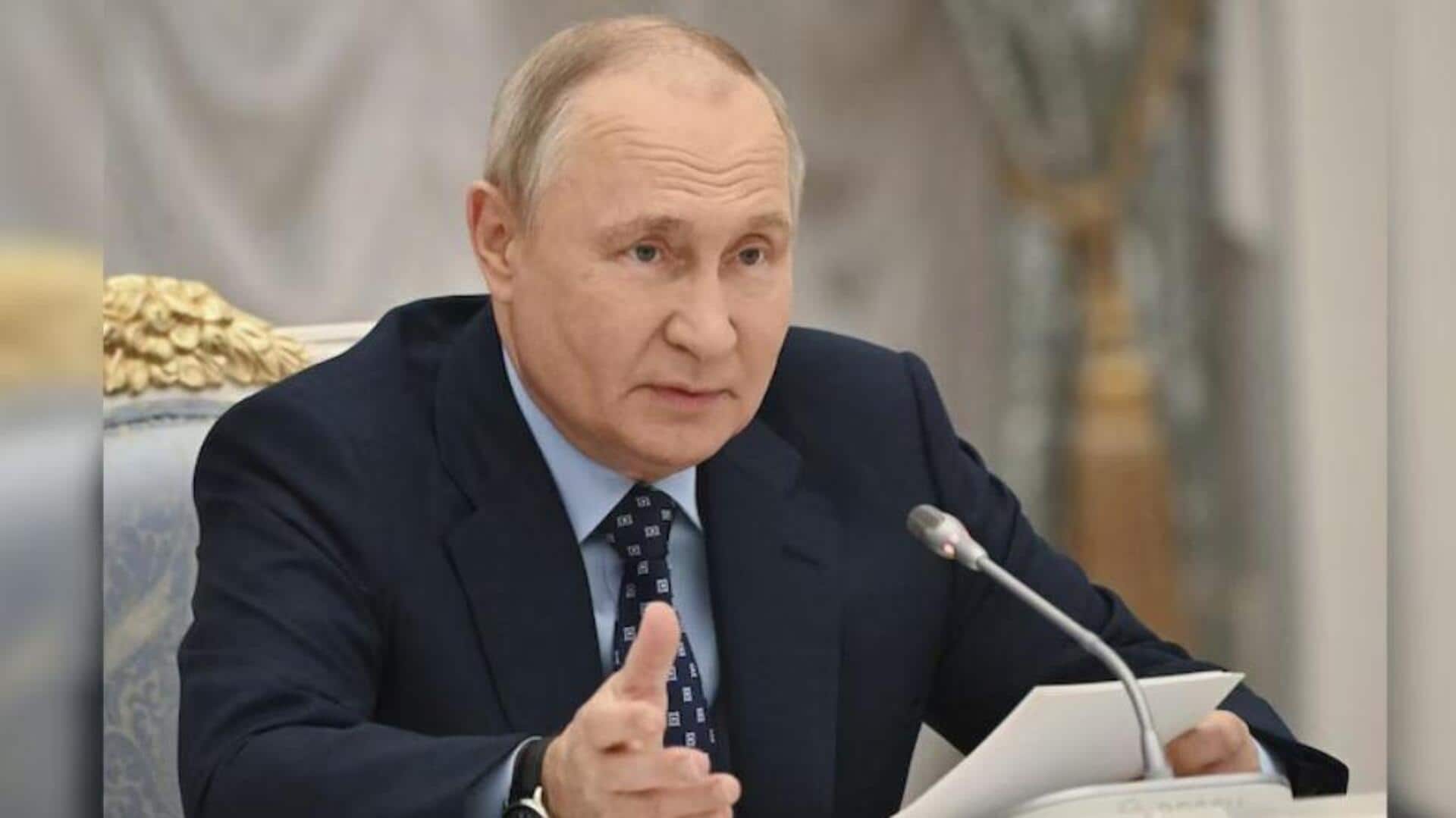 Putin: రష్యా సైనికుడు ఎక్కడ అడుగుపెడితే, అది మాదే.. ఉక్రెయిన్కు పుతిన్ వార్నింగ్! Putin: రష్యా సైనికుడు ఎక్కడ అడుగుపెడితే, అది మాదే.. ఉక్రెయిన్కు పుతిన్ వార్నింగ్!
