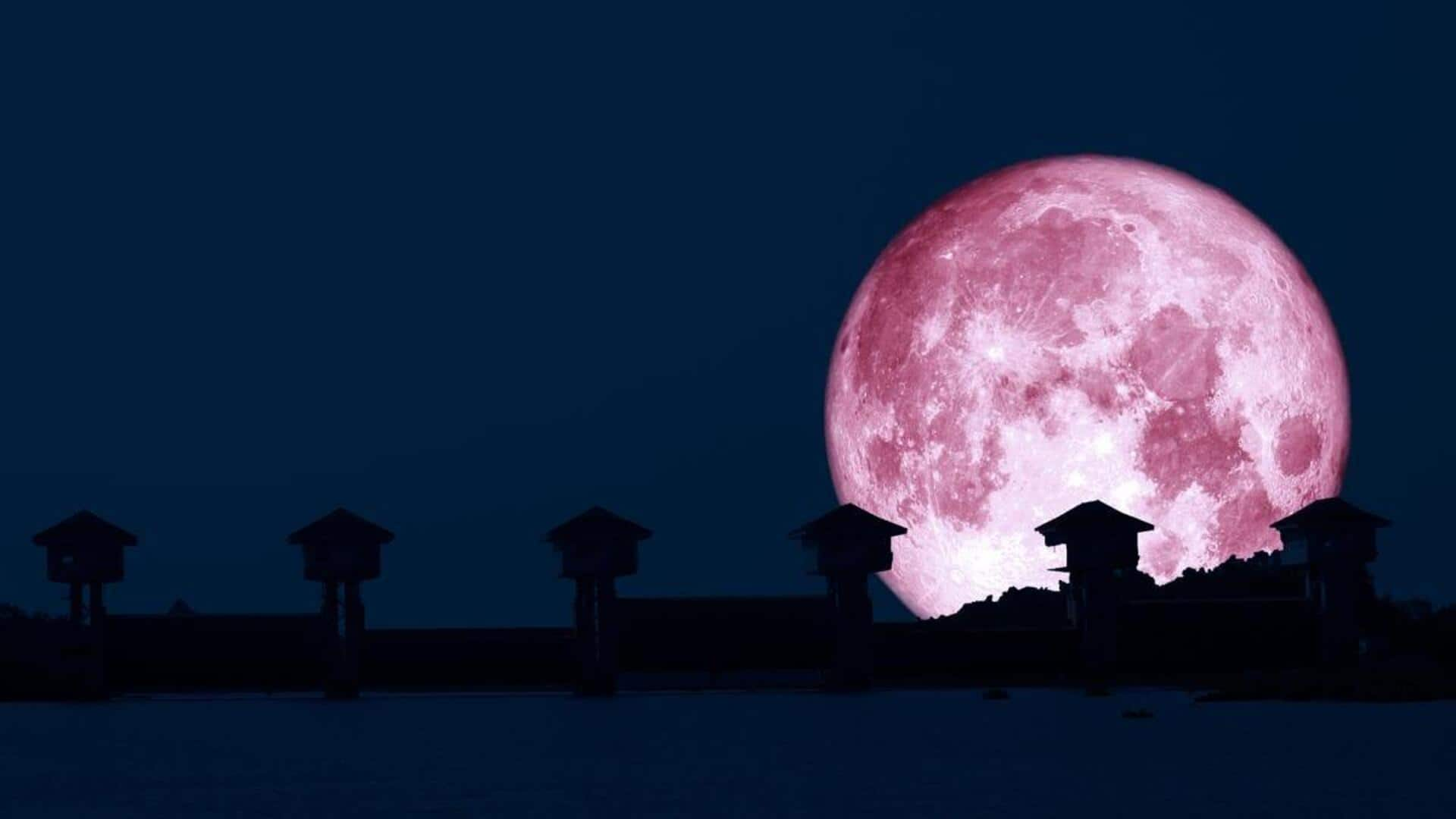 Strawberry Moon: జూన్ 21 పౌర్ణమి నాడు 'స్ట్రాబెర్రీ మూన్' ..  ఎప్పుడు, ఎలా చూడాలి ?