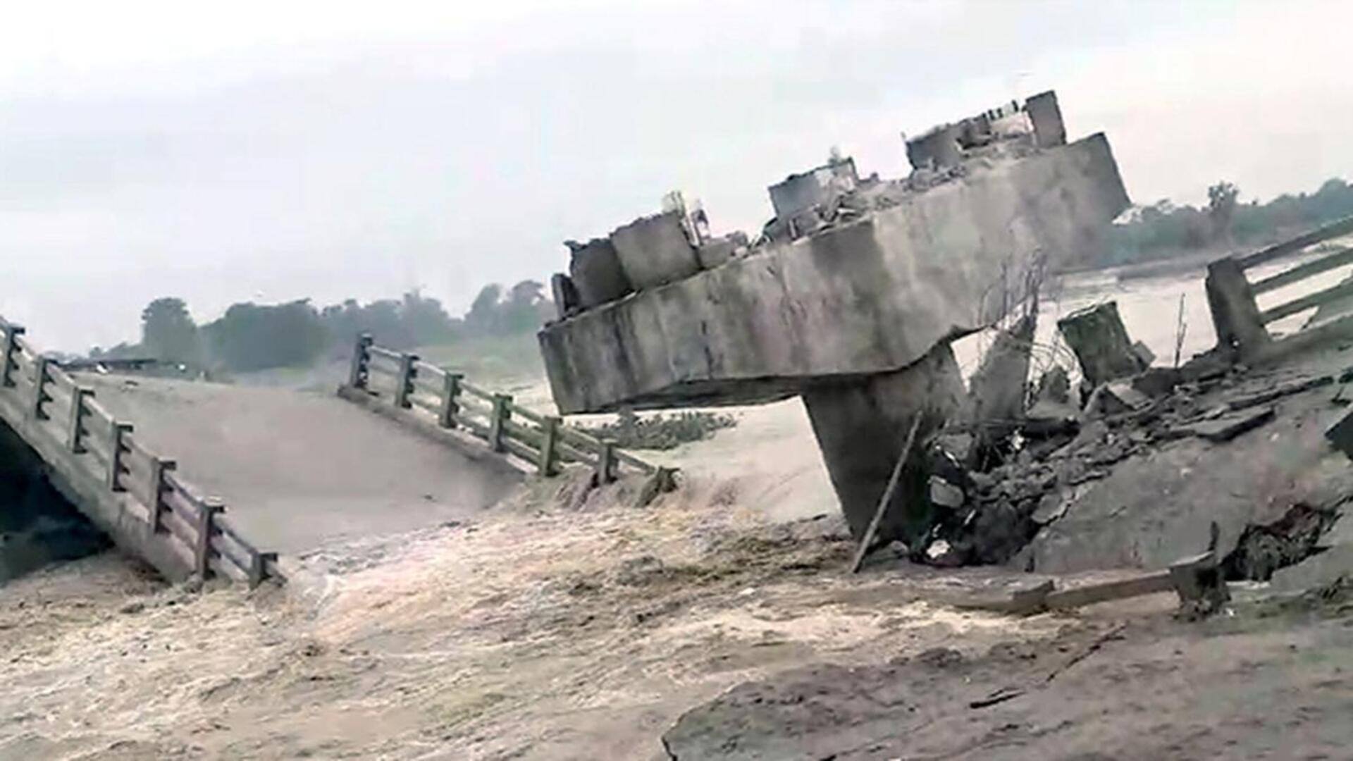 Bihar Bridge Collapse : బీహార్‌లో కూలిన మరో వంతెన.. మూడు వారాల్లో 13వ ప్రమాదం  