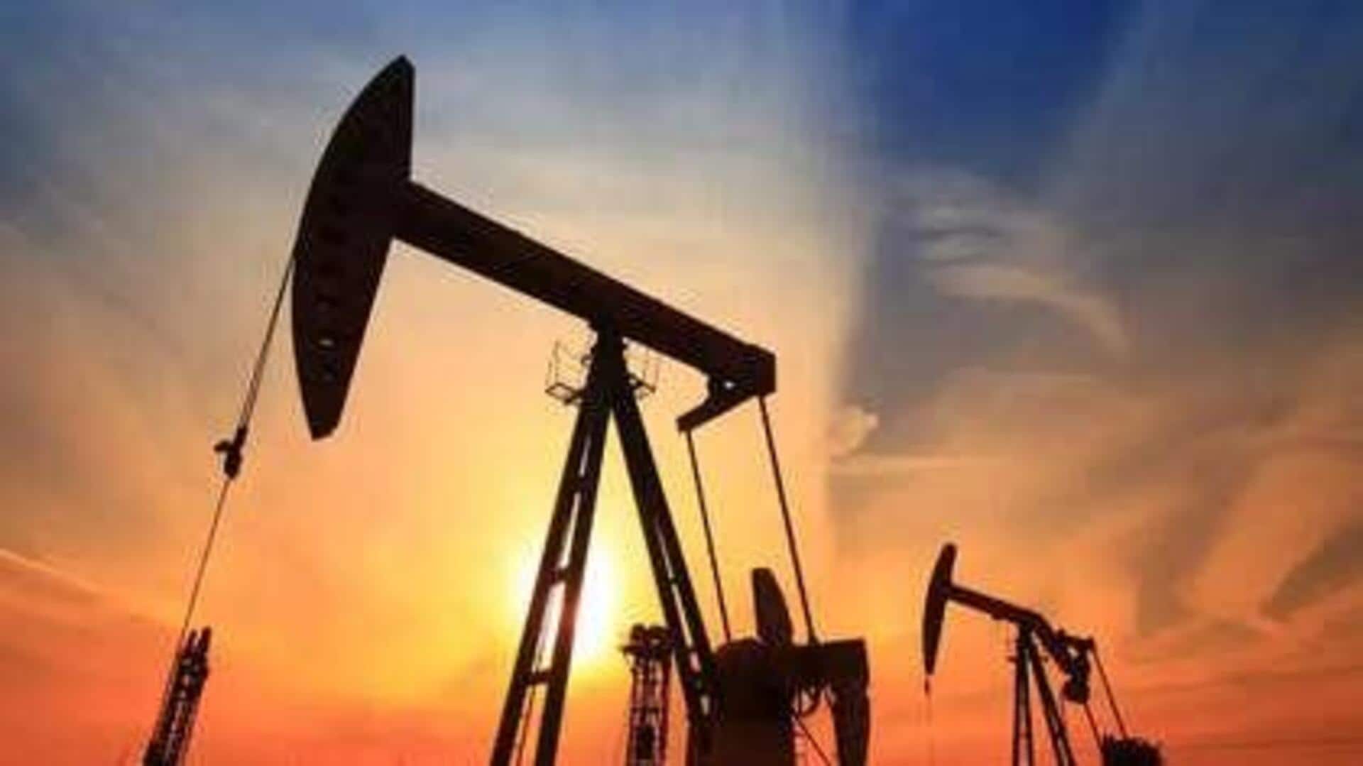 US sanctions: ఇరాన్ చమురు కొనుగోలు..భారతీయులు సహా 50 కి పైగా సంస్థలపై అమెరికా ఆంక్షలు US sanctions: ఇరాన్ చమురు కొనుగోలు..భారతీయులు సహా 50 కి పైగా సంస్థలపై అమెరికా ఆంక్షలు