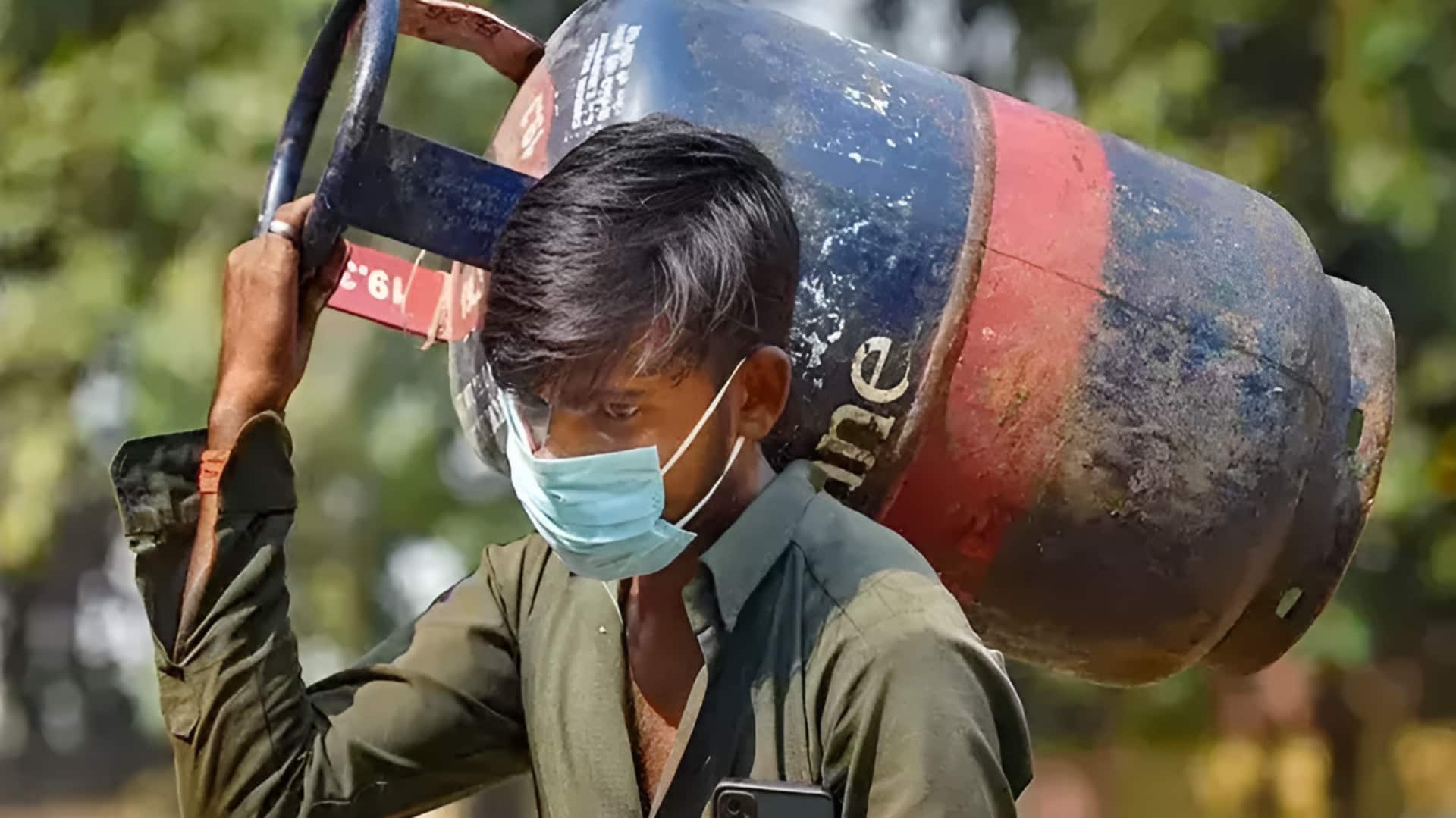 Hyderabad:కమర్షియల్‌ గ్యాస్‌ సిలిండర్ల కొరత.. హైదరాబాద్‌లో హోటళ్లు, హాస్టళ్లకు గండం