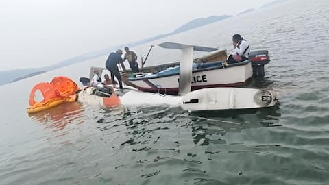 Pawan Hans helicopter: ల్యాండింగ్‌కు ముందే సముద్రంలో కూలిన హెలికాప్టర్