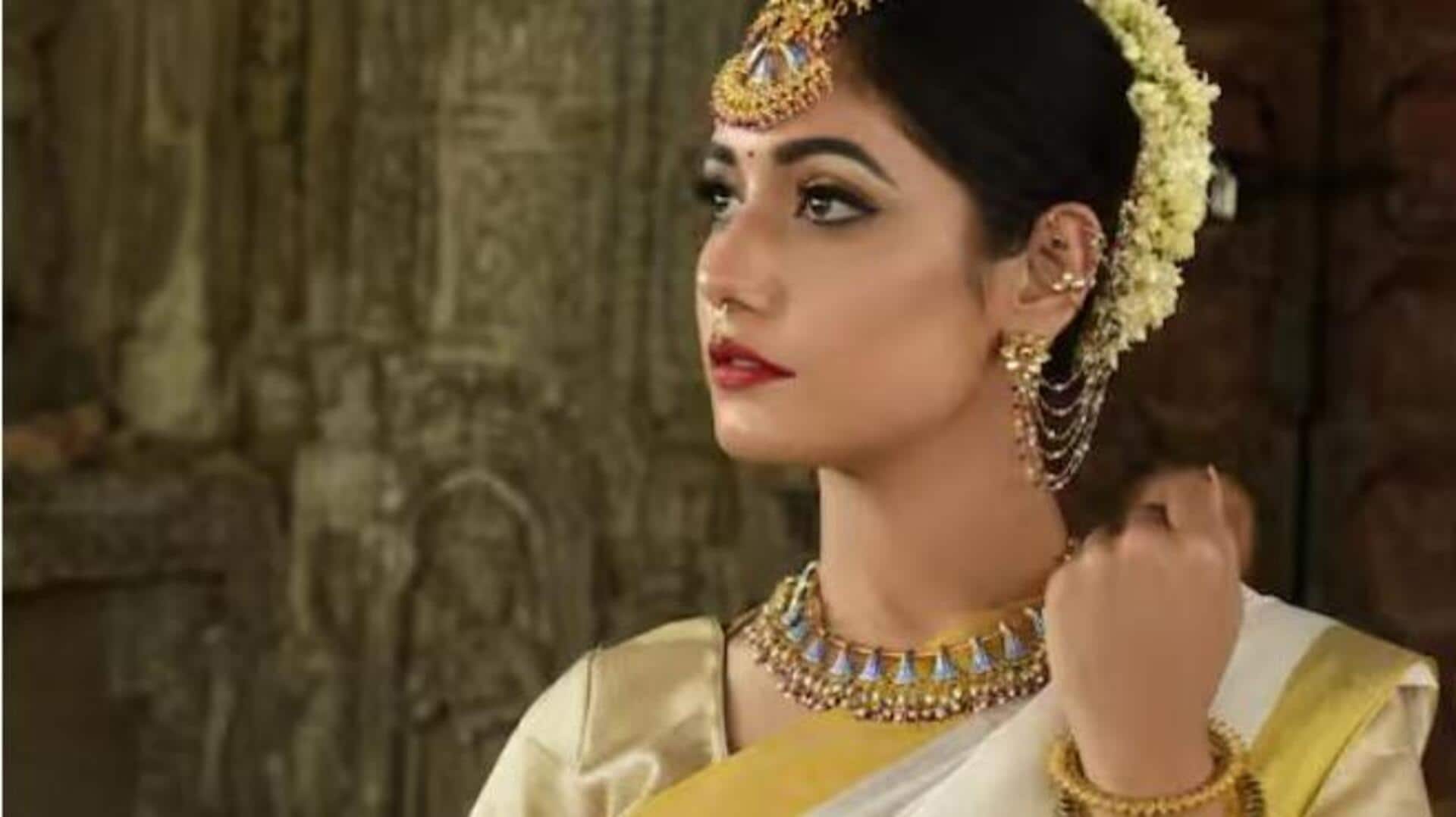 Gold Rates : అల్ టైం రికార్డు స్థాయికి పసిడి ధరలు.. ఈరోజు ఎంత పెరిగిందంటే? Gold Rates : అల్ టైం రికార్డు స్థాయికి పసిడి ధరలు.. ఈరోజు ఎంత పెరిగిందంటే?