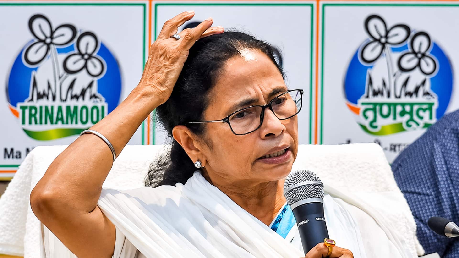 Mamata Banerjee: టీఎంసీ పేరు, గుర్తు ఫ్రీజ్‌పై మమత పిటిషన్‌.. విచారణకు సుప్రీంకోర్టు అంగీకారం