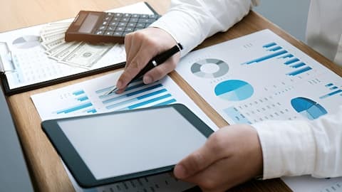LTCG Tax: ఎల్‌టీసీజీ ట్యాక్స్‌ కొనసాగుతుంది.. రద్దుపై ఎలాంటి ఆలోచన లేదన్న కేంద్రం