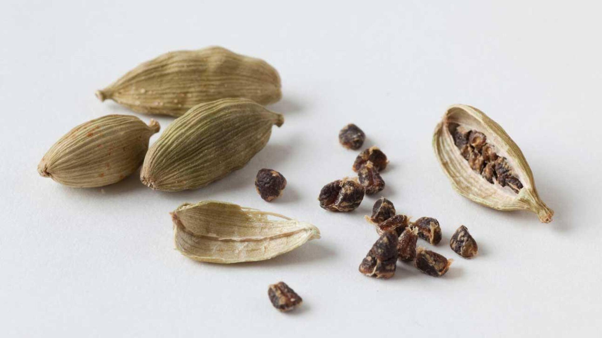 Cardamom Benefits : ఏకాగ్రత పెరగాలంటే ఏలకులు.. మెదడు చురుకుదనానికి సహజ పరిష్కారం!