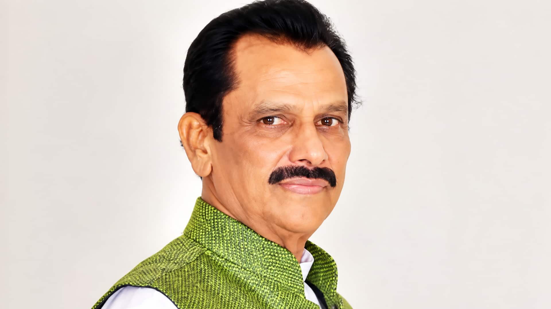 Yanamala Krishnudu: వైసీపీకి యనమల కృష్ణుడు గుడ్‌బై.. పవన్ సమక్షంలో జనసేనలో చేరిక